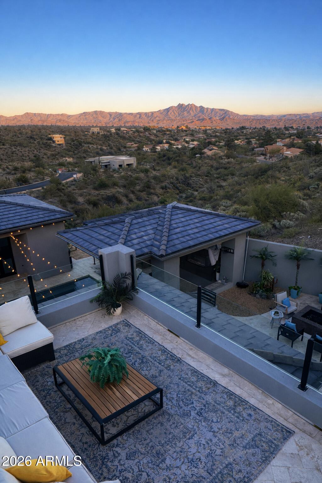 EAGLES NEST - Residential