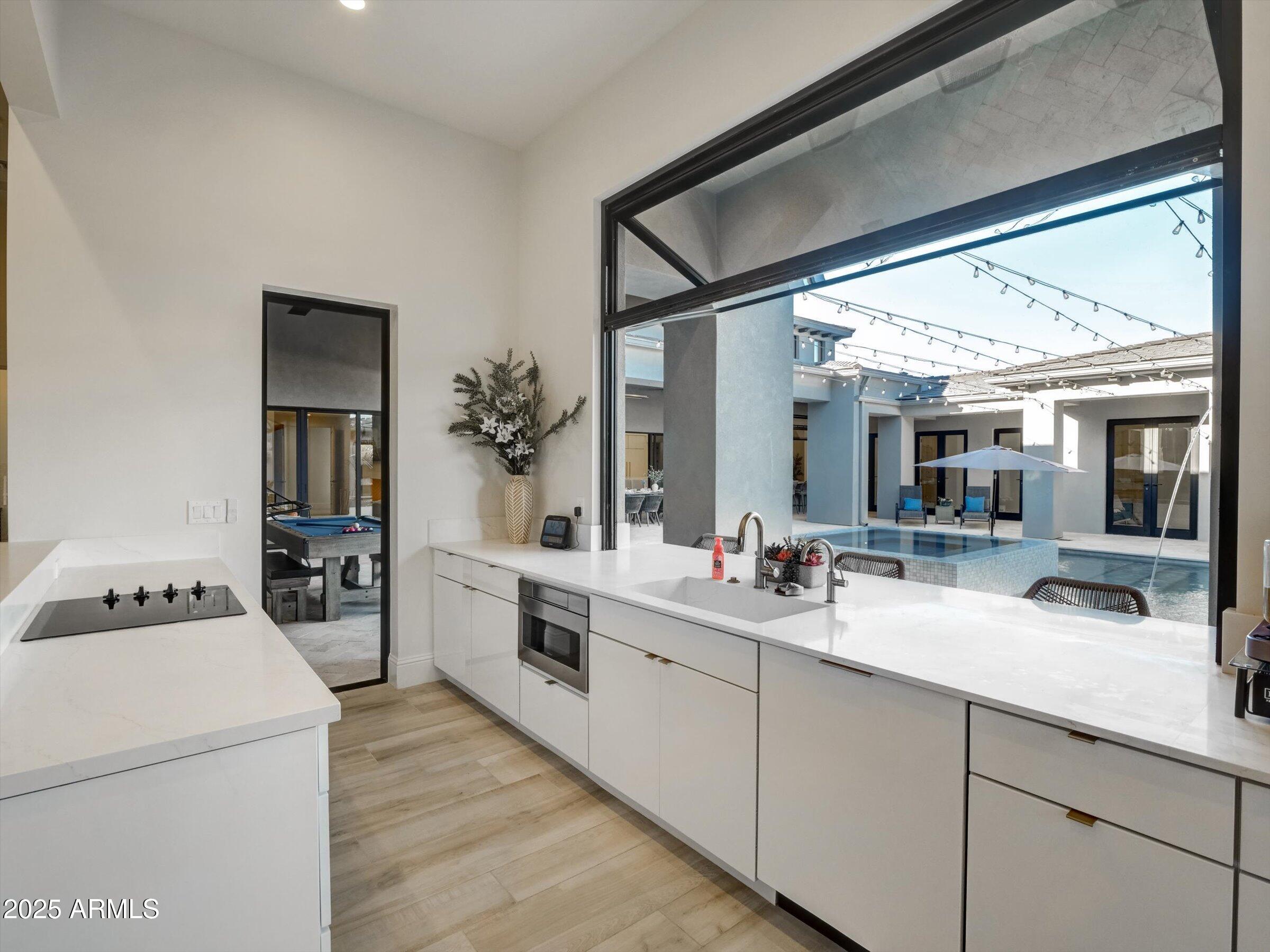 EAGLES NEST - Residential