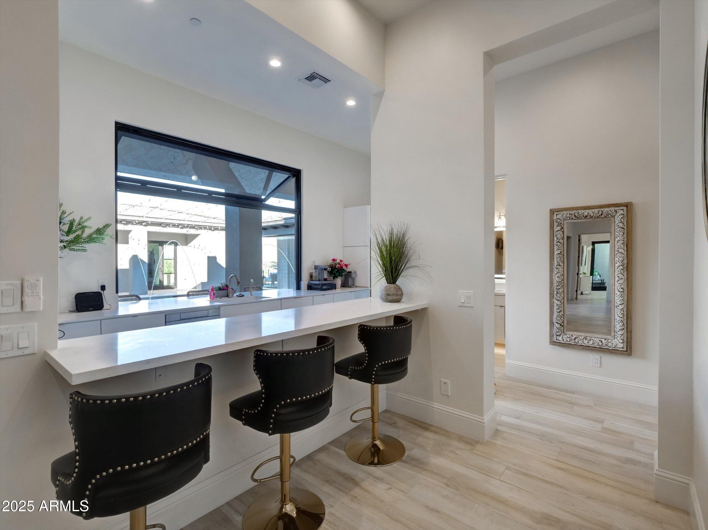 EAGLES NEST - Residential