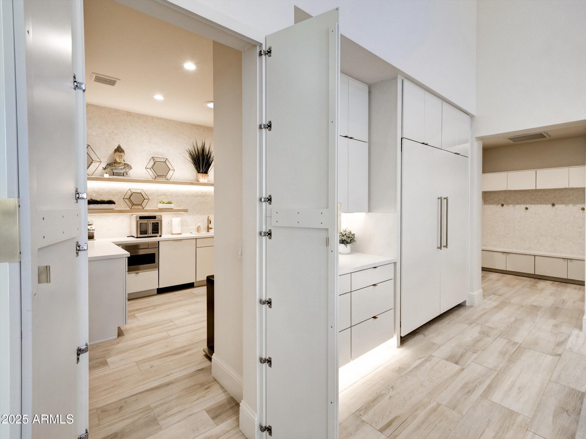 EAGLES NEST - Residential