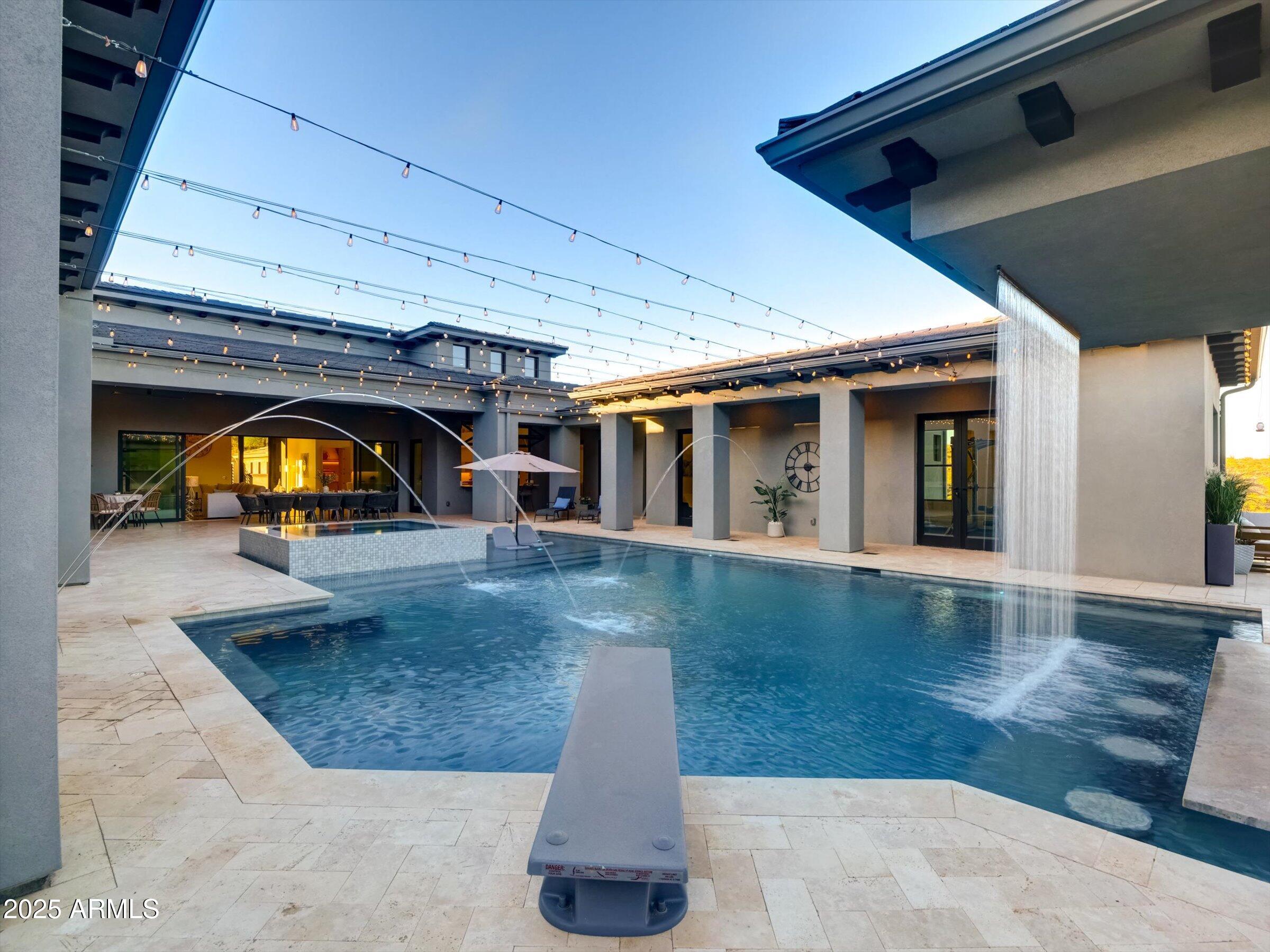 EAGLES NEST - Residential