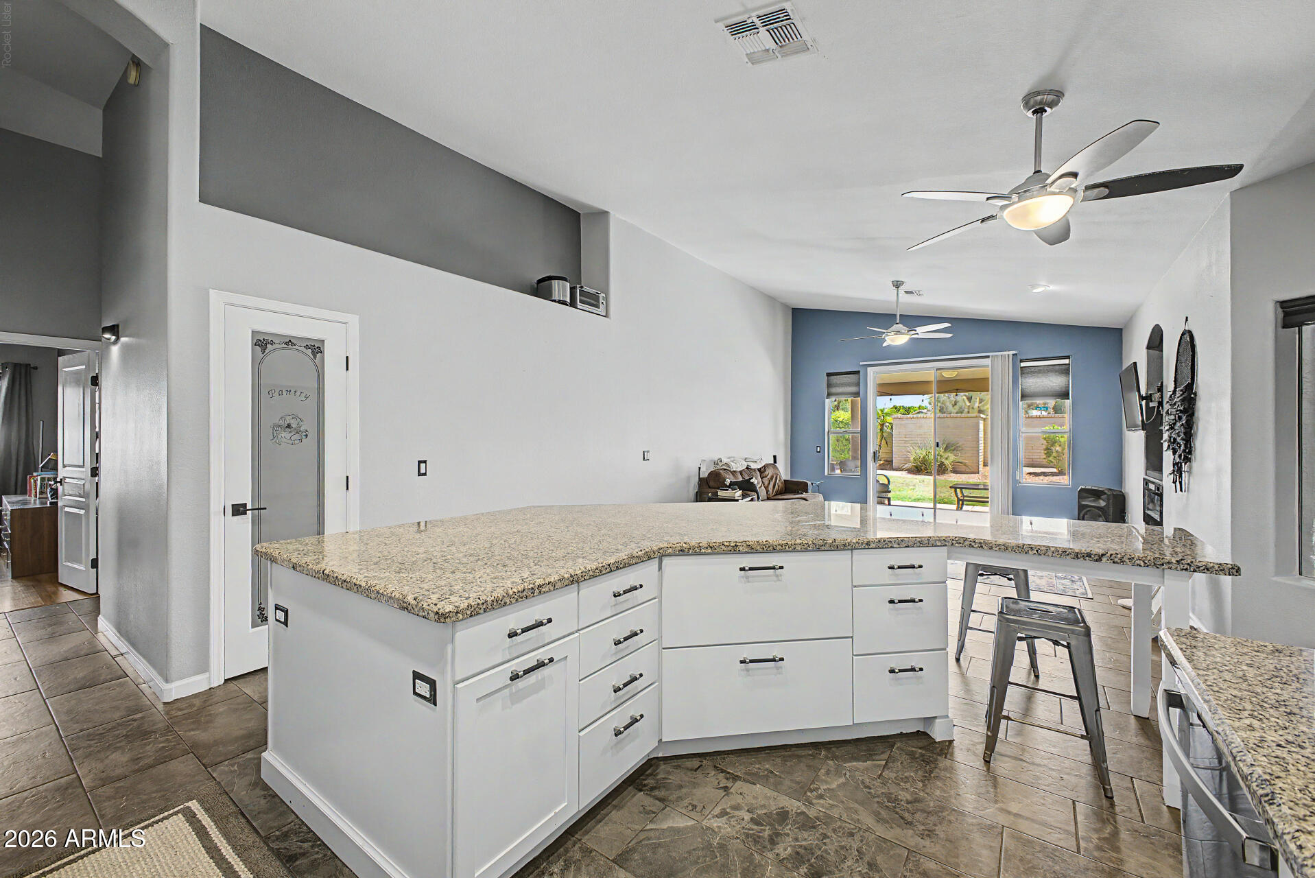 MANORS AT ALTA MESA - Residential