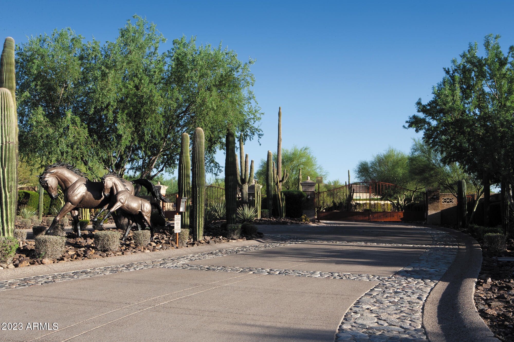 TURQUESA EQUESTRIAN ESTATES - Residential