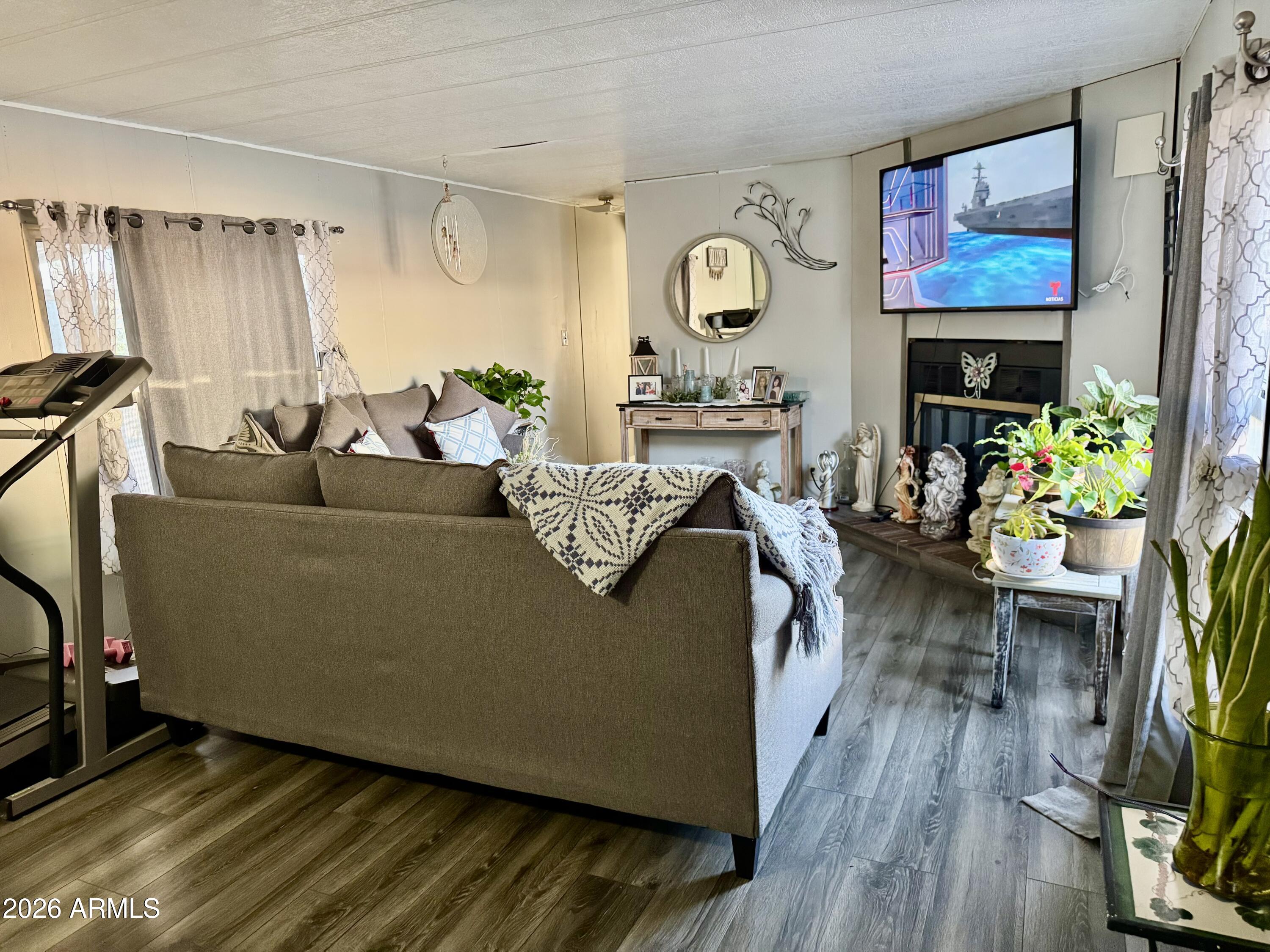 Hacienda Del Sol - Residential