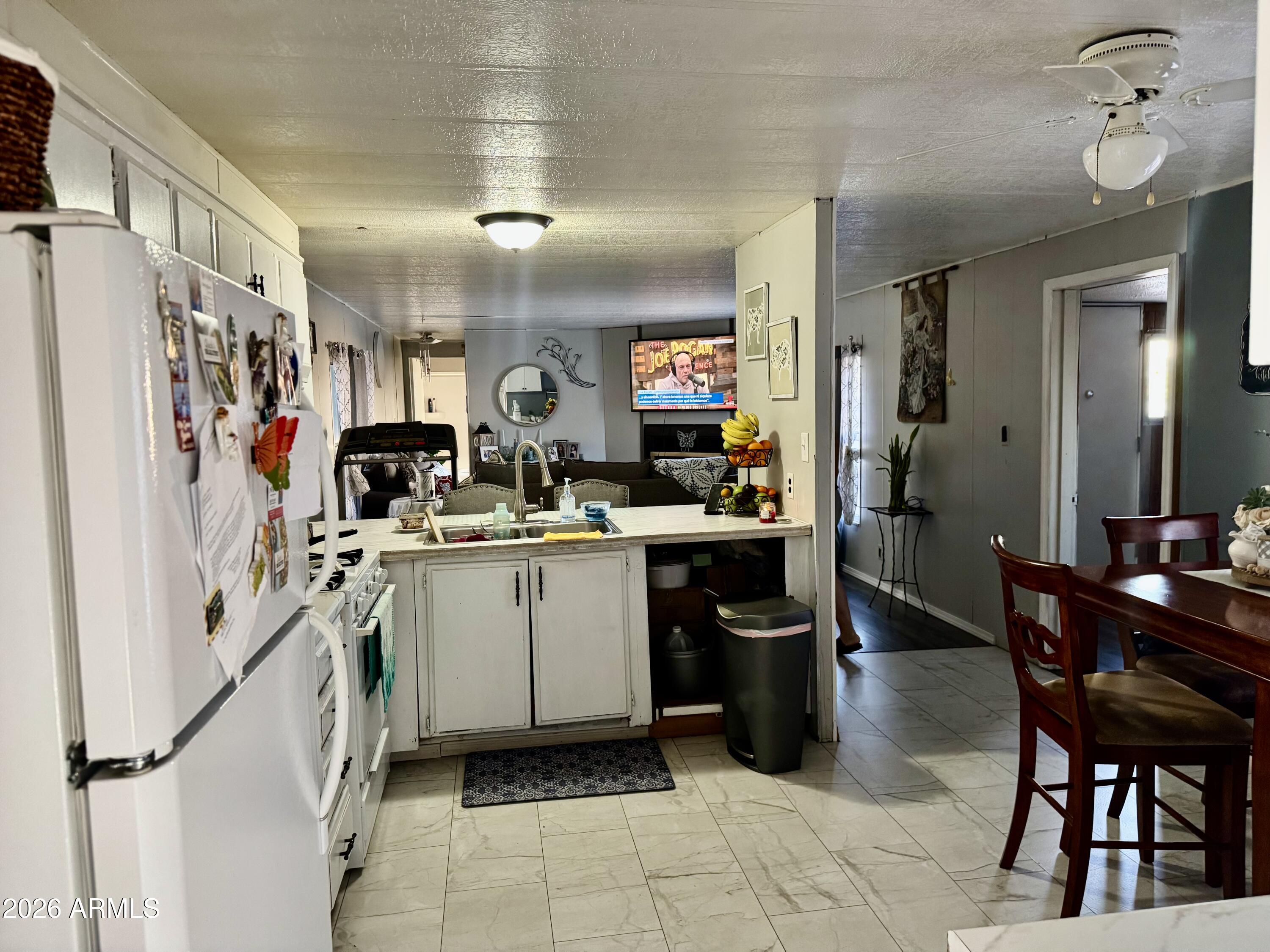 Hacienda Del Sol - Residential