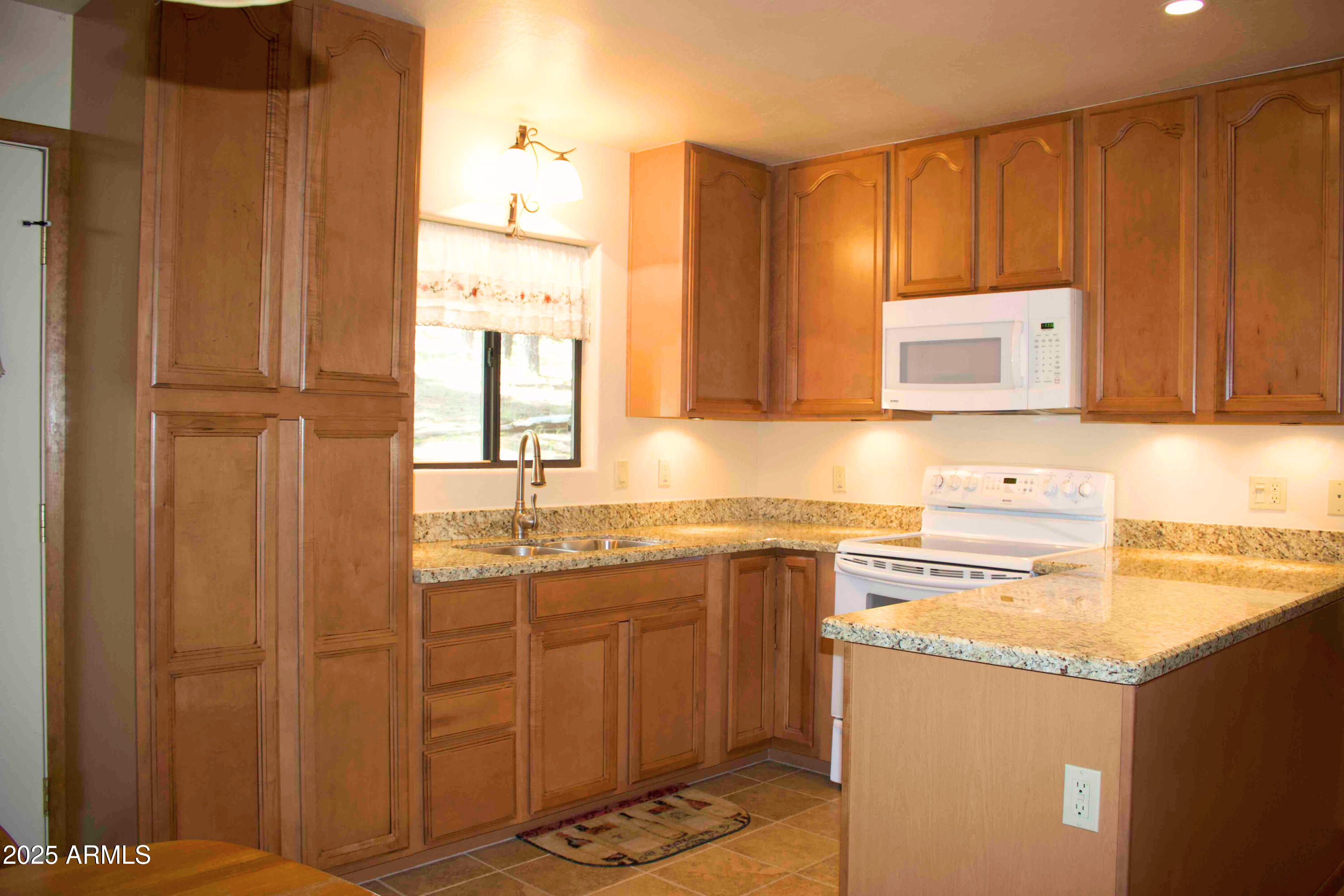 FOREST LAKES ESTATES 8 - Residential