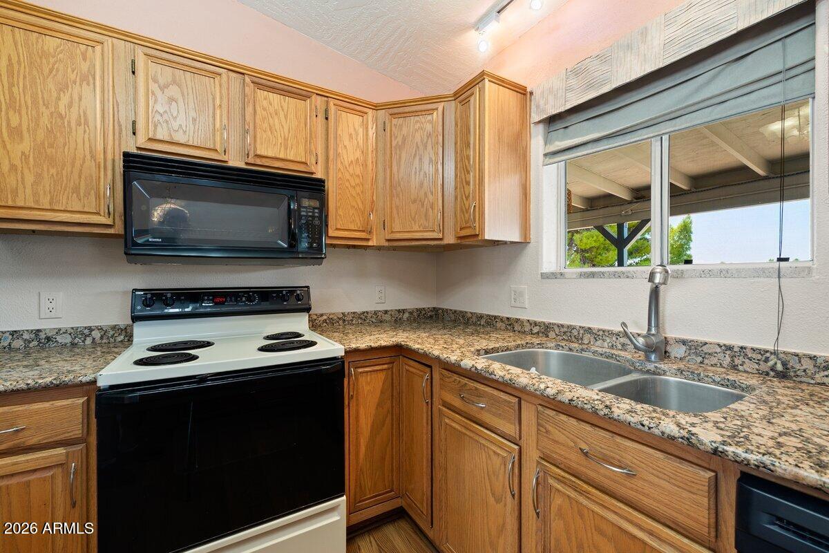 VERDE VILLAGE UNIT 2 - Residential