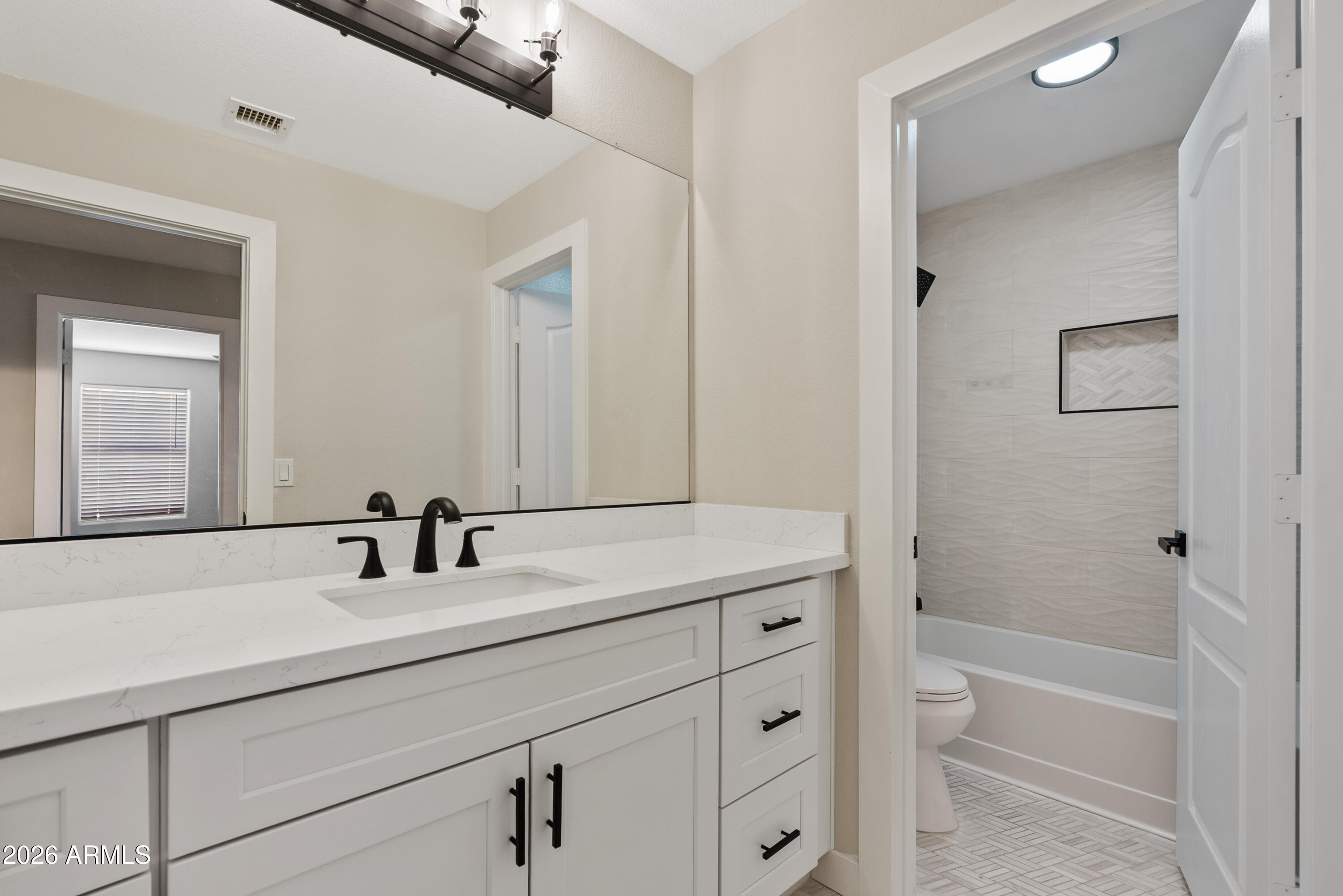KEMPTON CROSSING - Residential