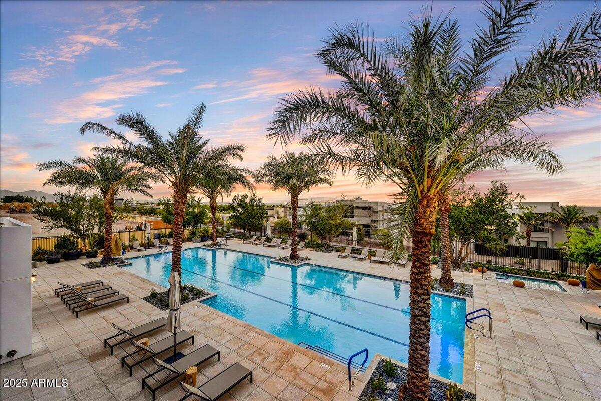 PHOENICIAN - Residential