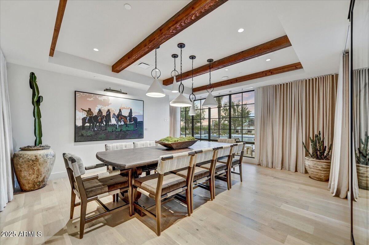 PHOENICIAN - Residential