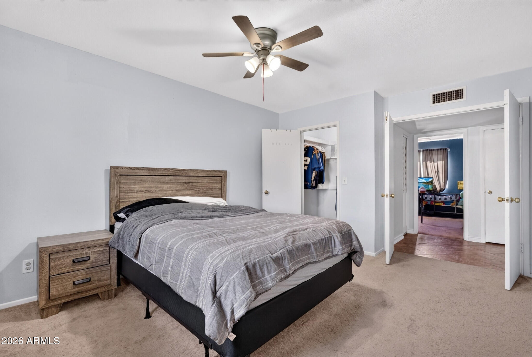 KNOELL EAST - Residential