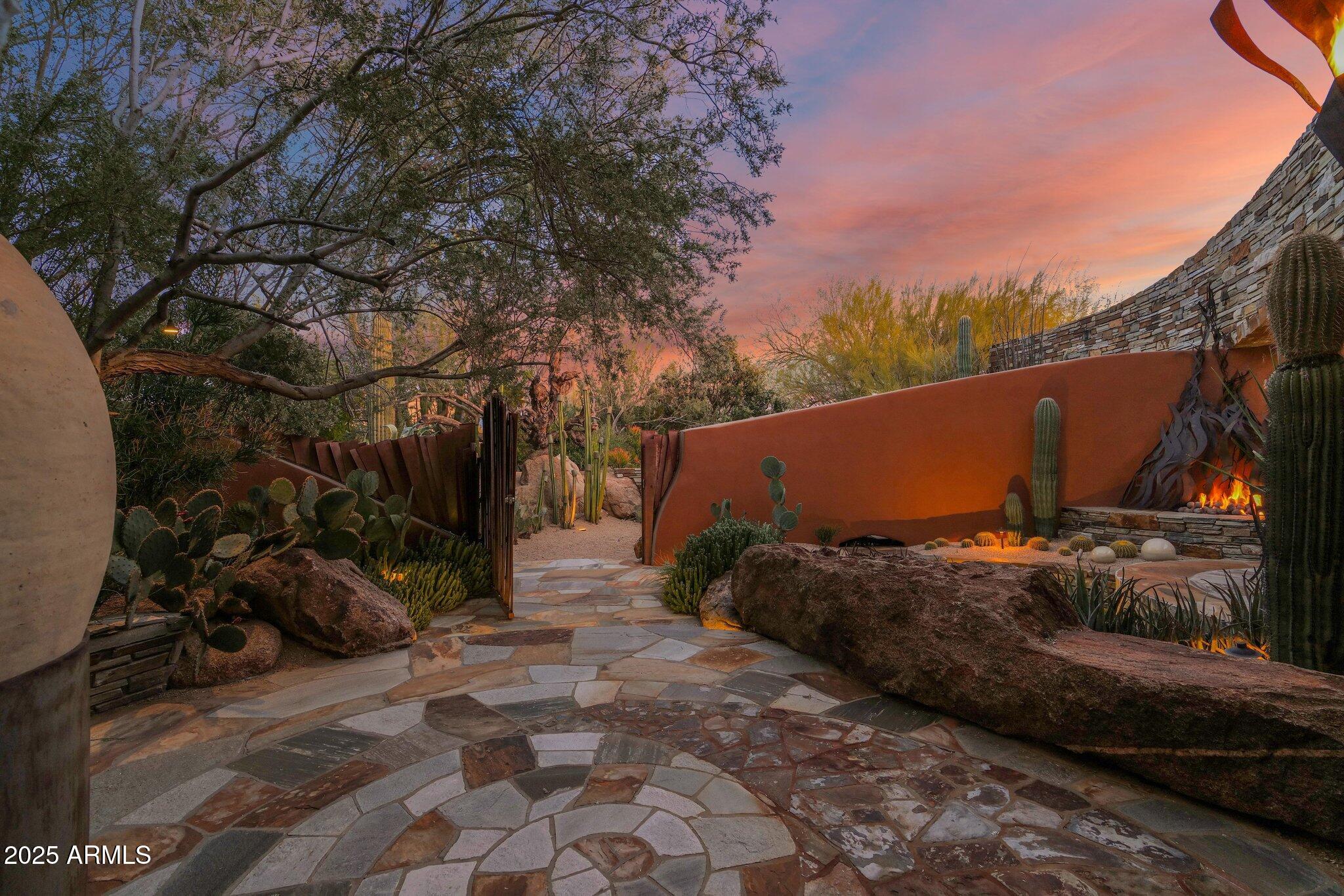 THE BOULDERS - Residential