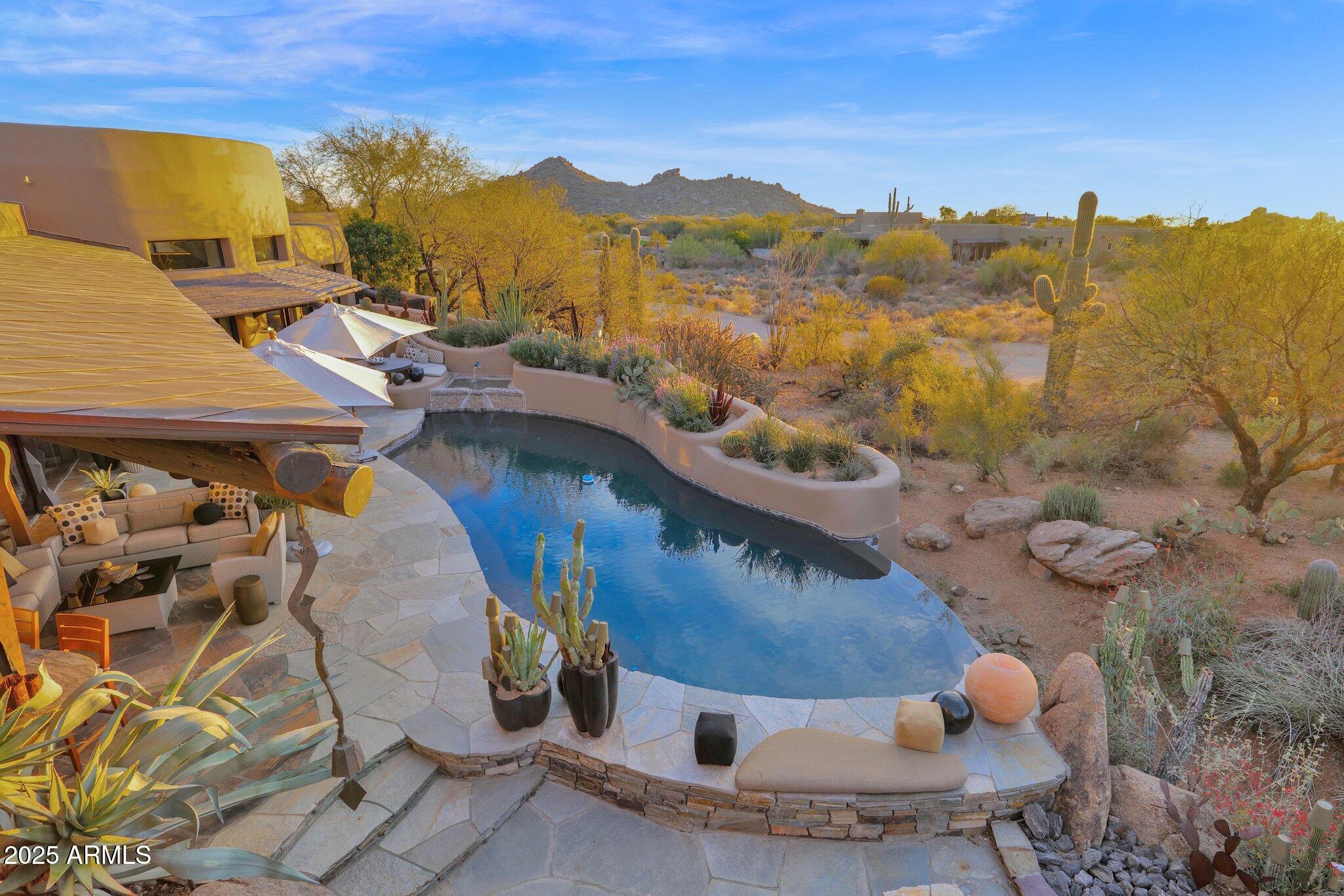 THE BOULDERS - Residential