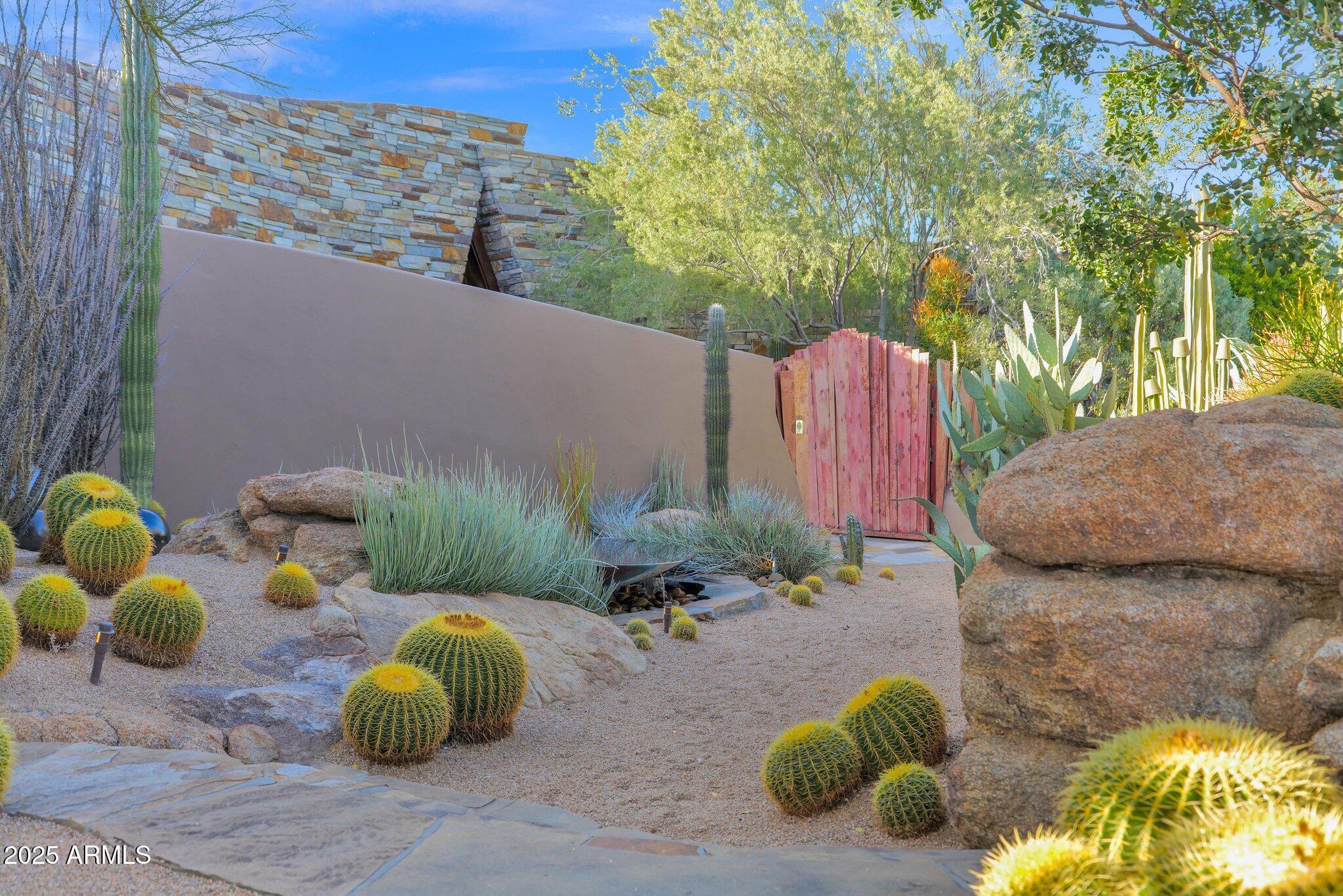 THE BOULDERS - Residential