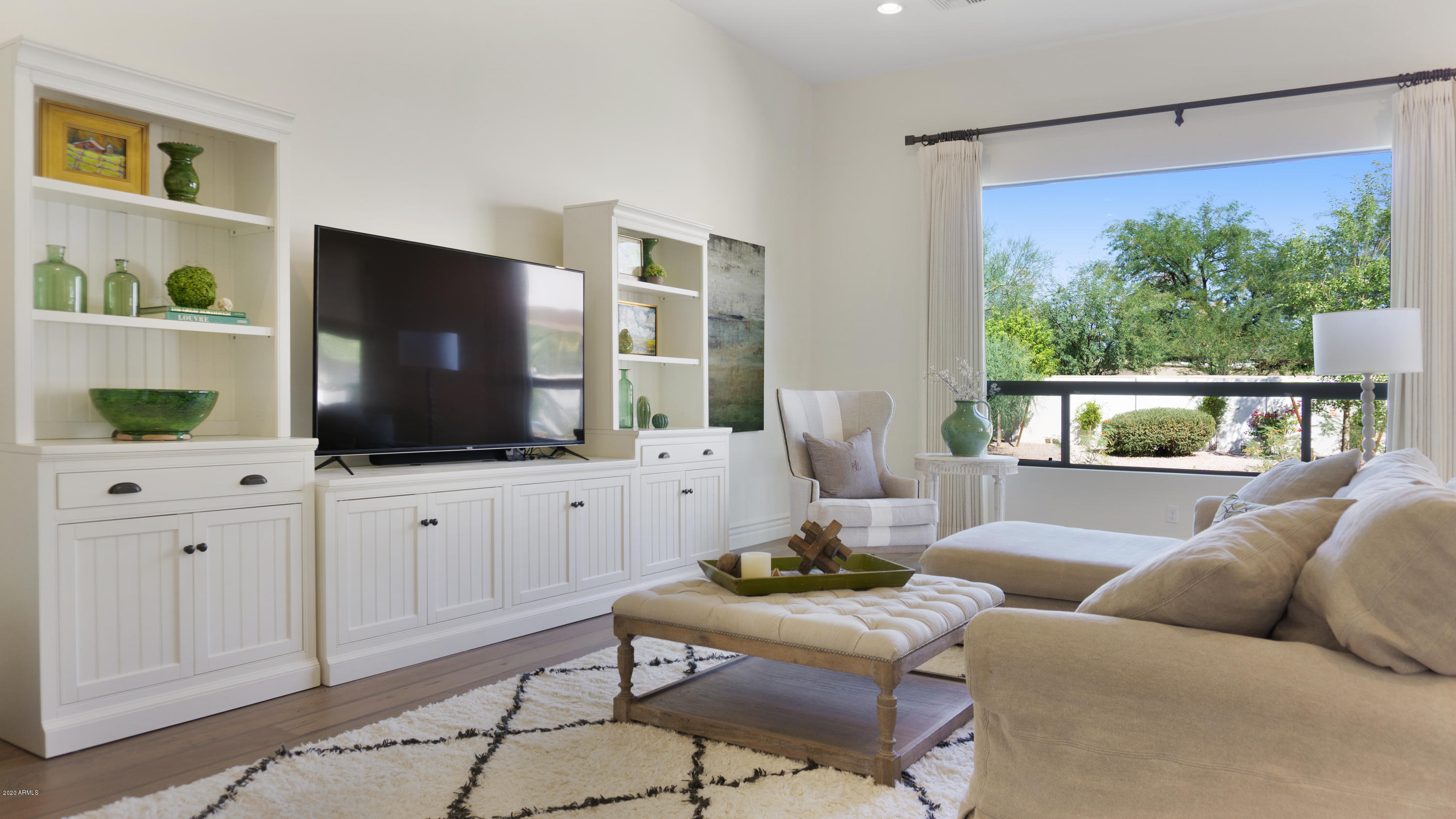 LA JOLLA ACRES 2 - Residential