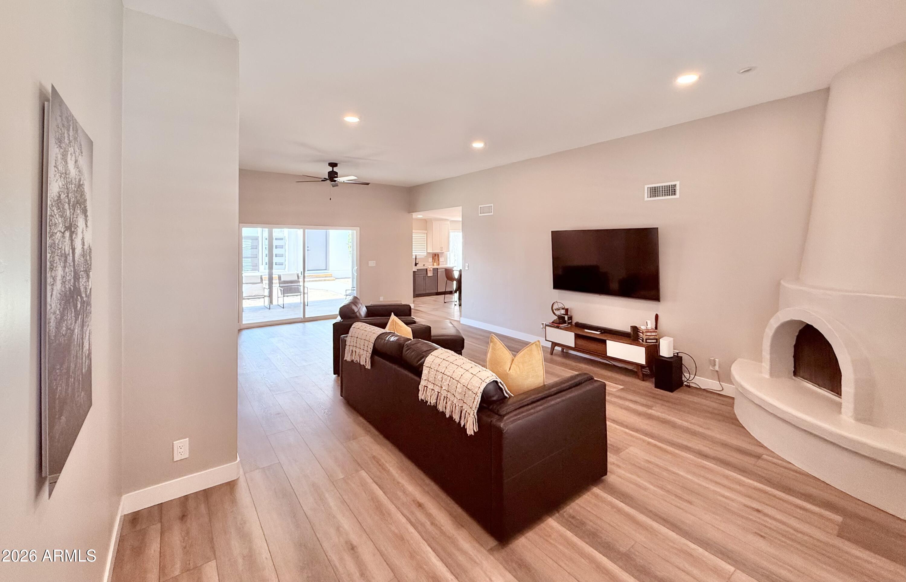 PAPAGO 77 - Residential