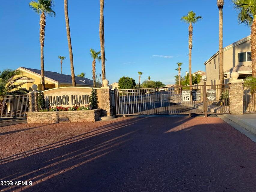 HARBOR ISLAND AMD 2 - Residential Lease