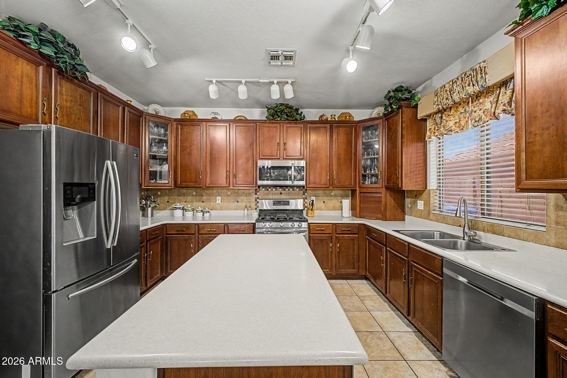 Fox Crossing Unit 2 - Residential