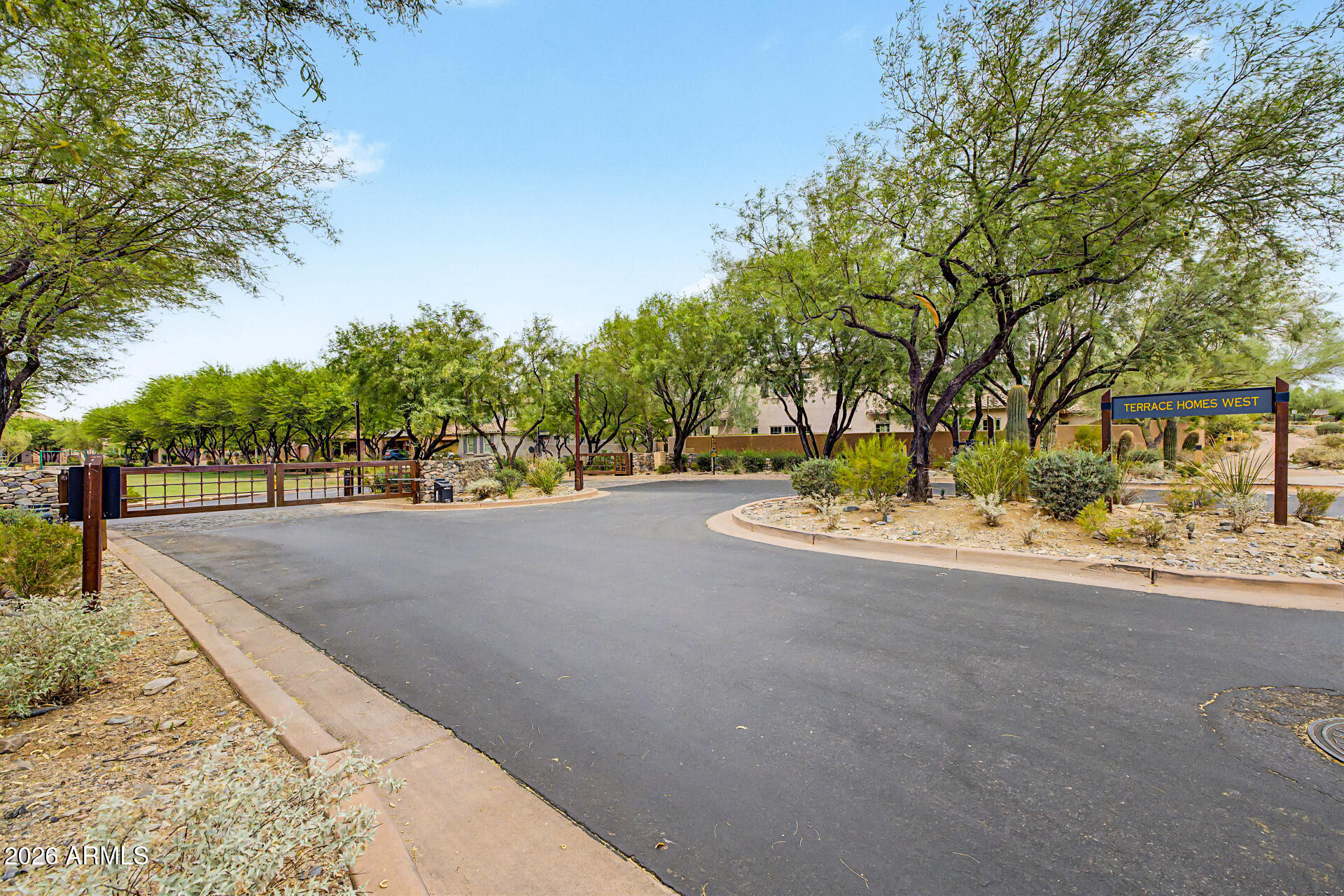 DC RANCH - Residential