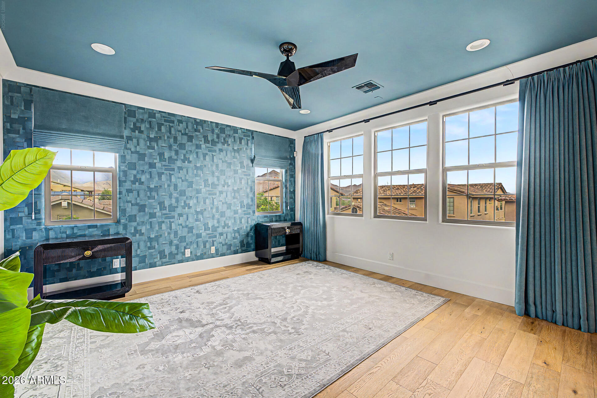 DC RANCH - Residential