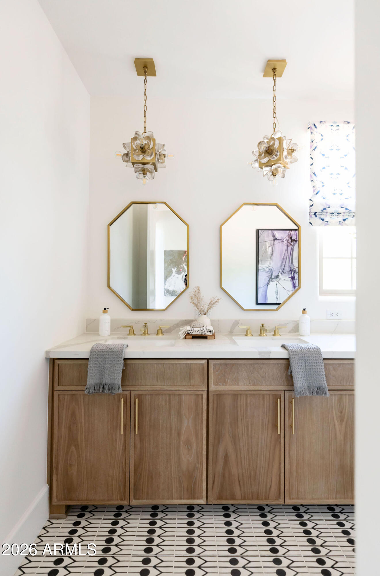 DC RANCH - Residential