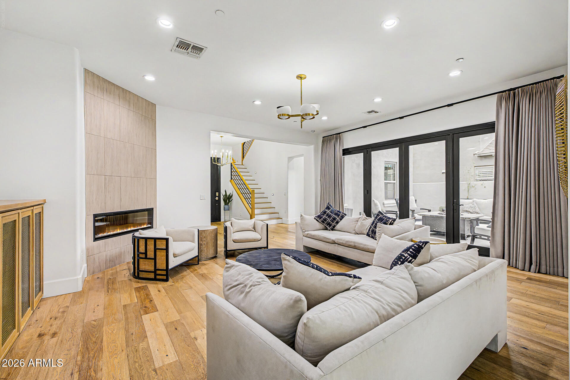 DC RANCH - Residential