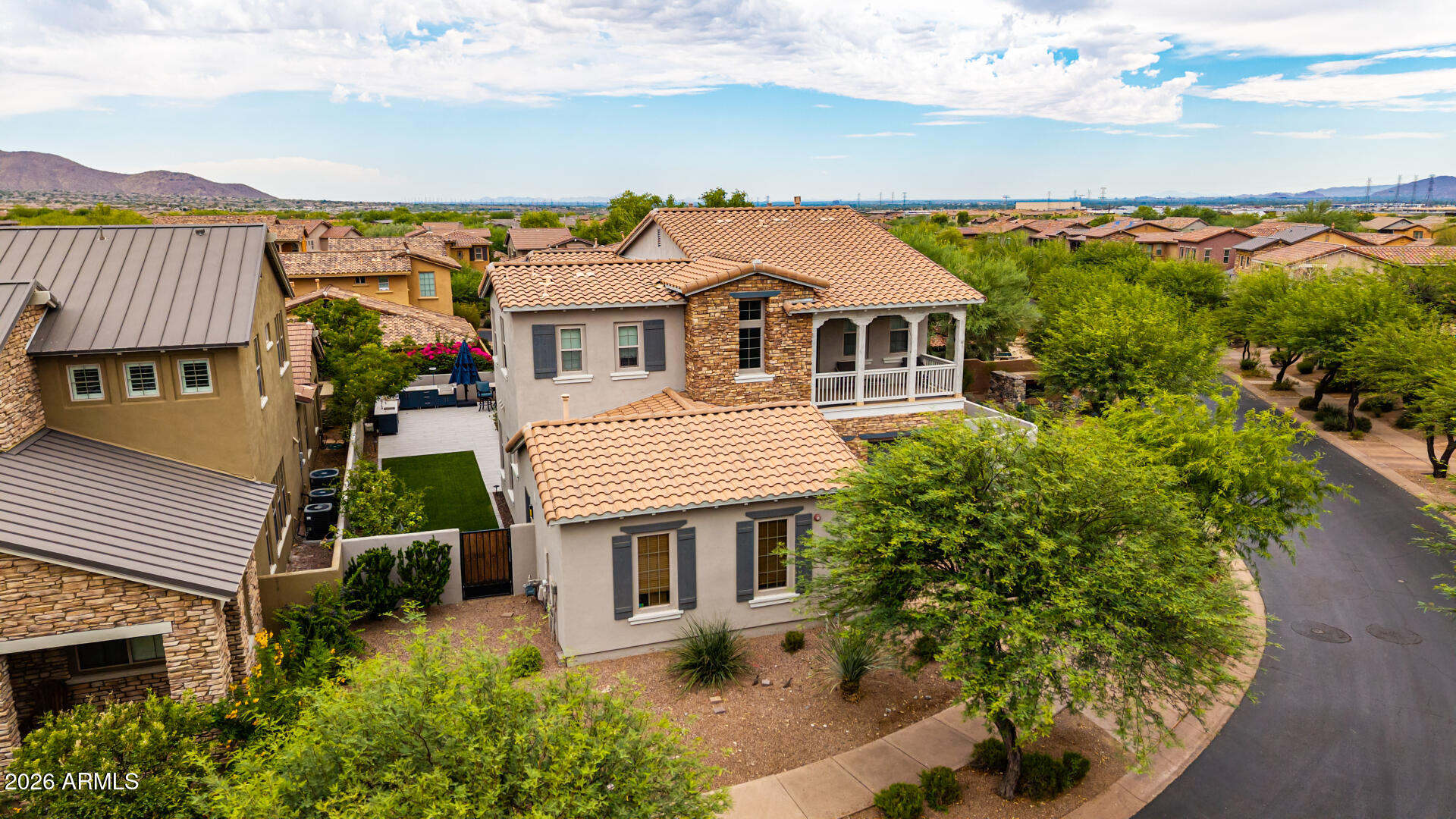 DC RANCH - Residential
