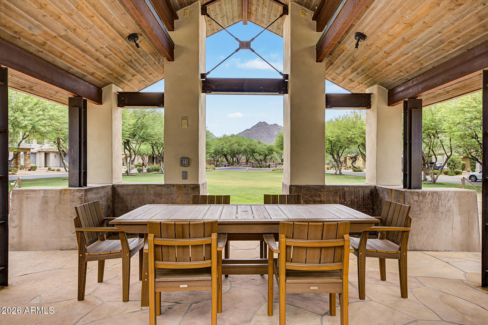 DC RANCH - Residential