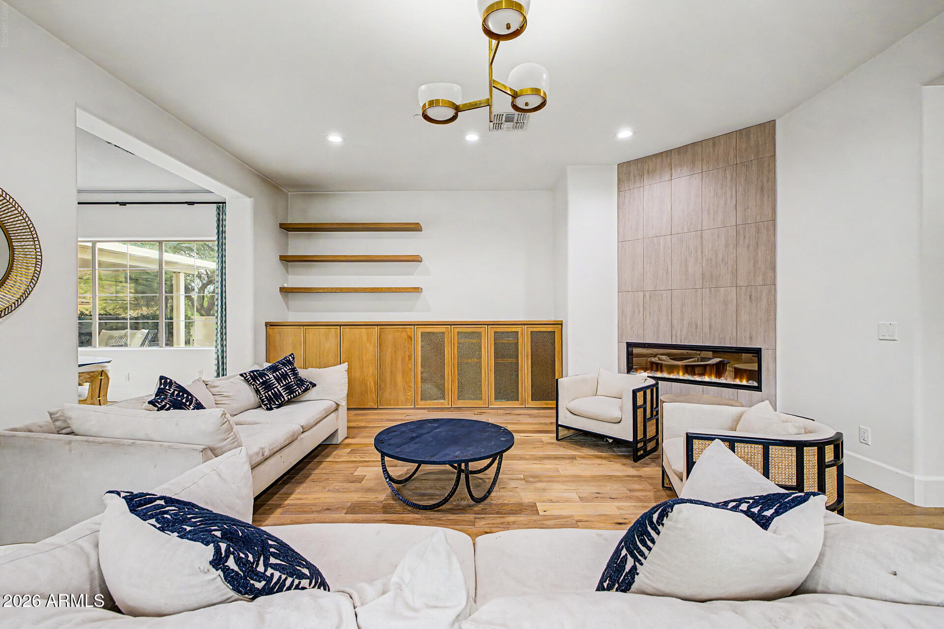 DC RANCH - Residential