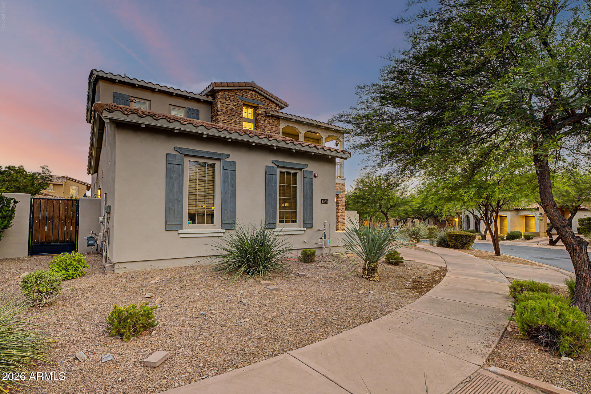 DC RANCH - Residential