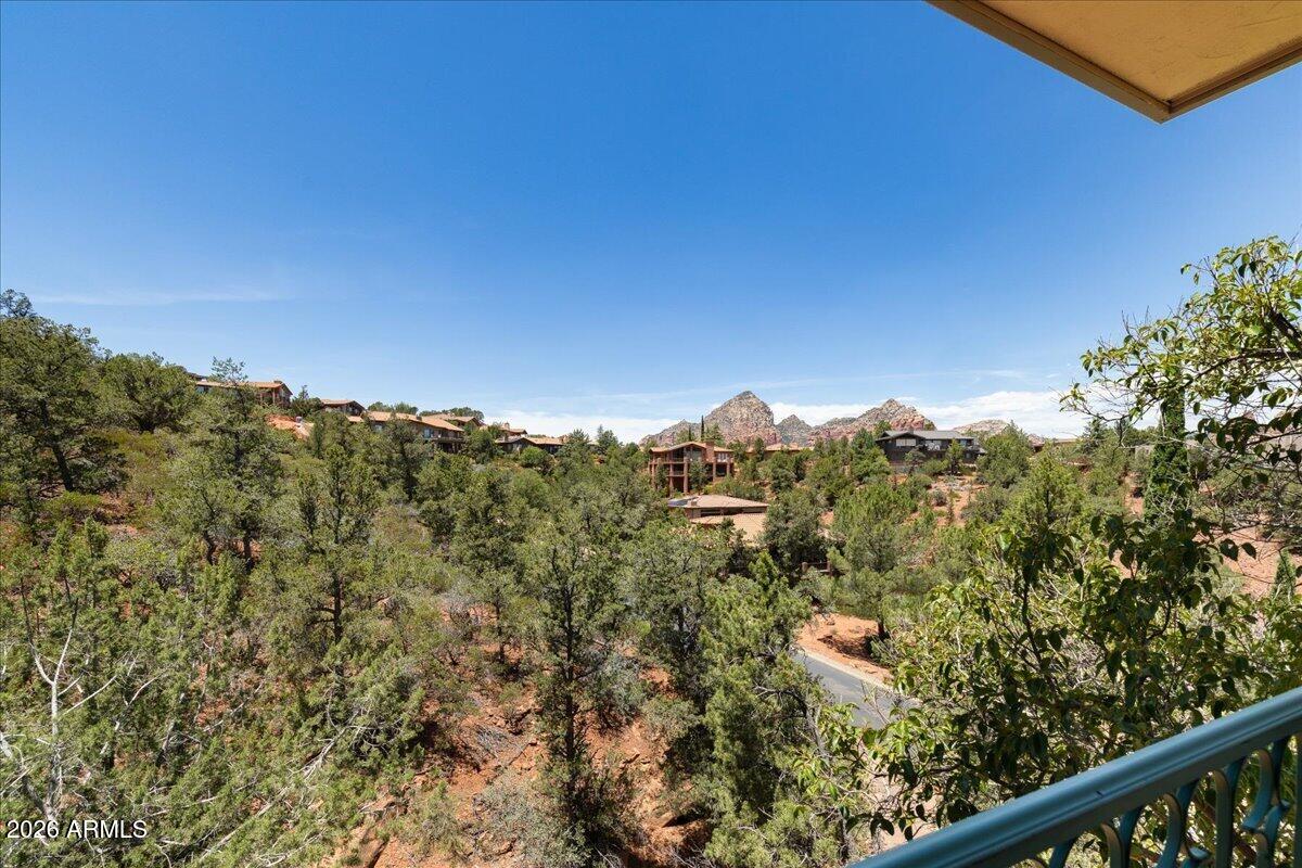 LES SPRINGS - Residential