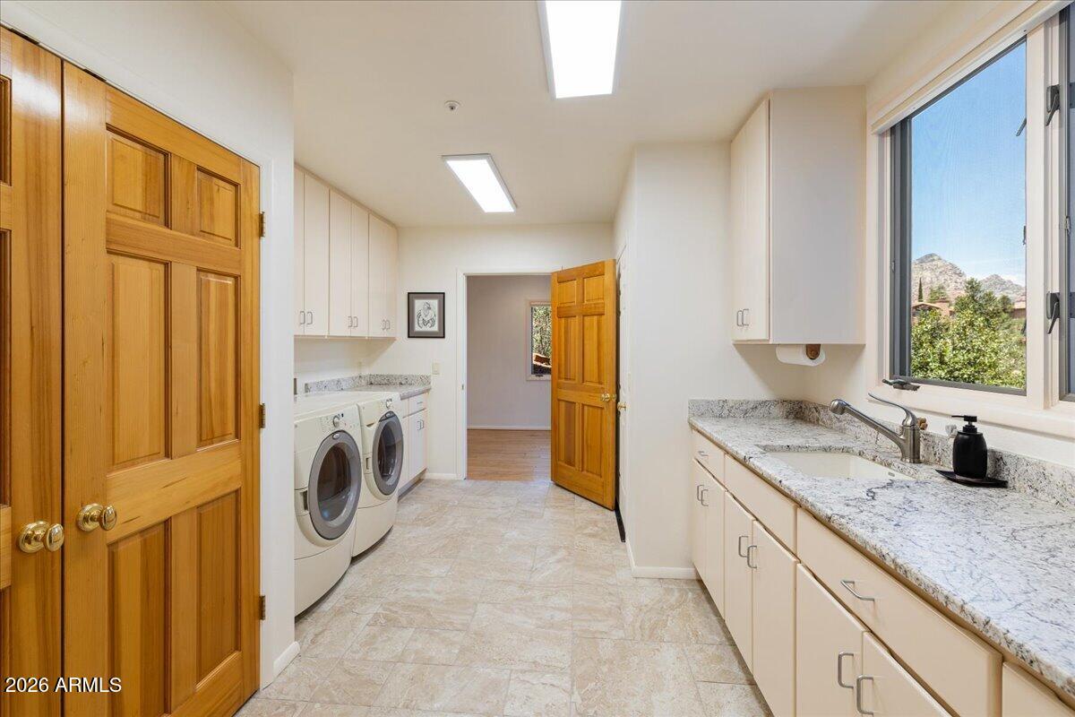LES SPRINGS - Residential