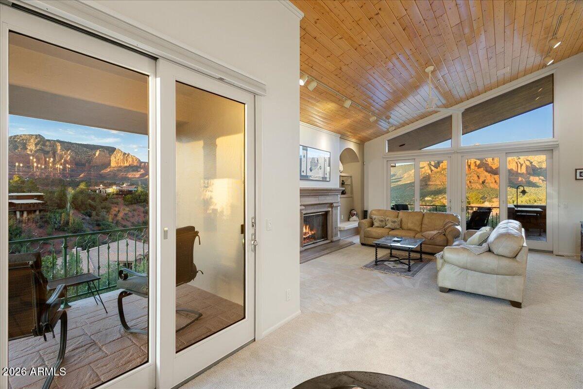 LES SPRINGS - Residential
