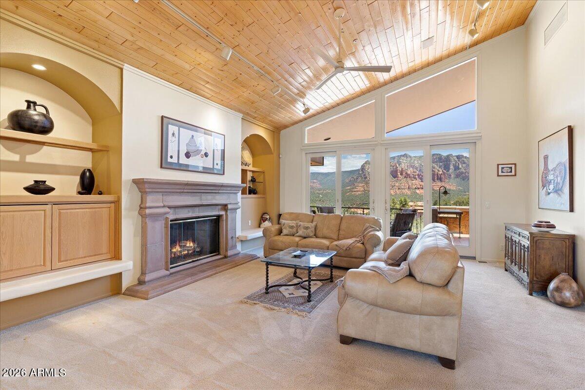 LES SPRINGS - Residential