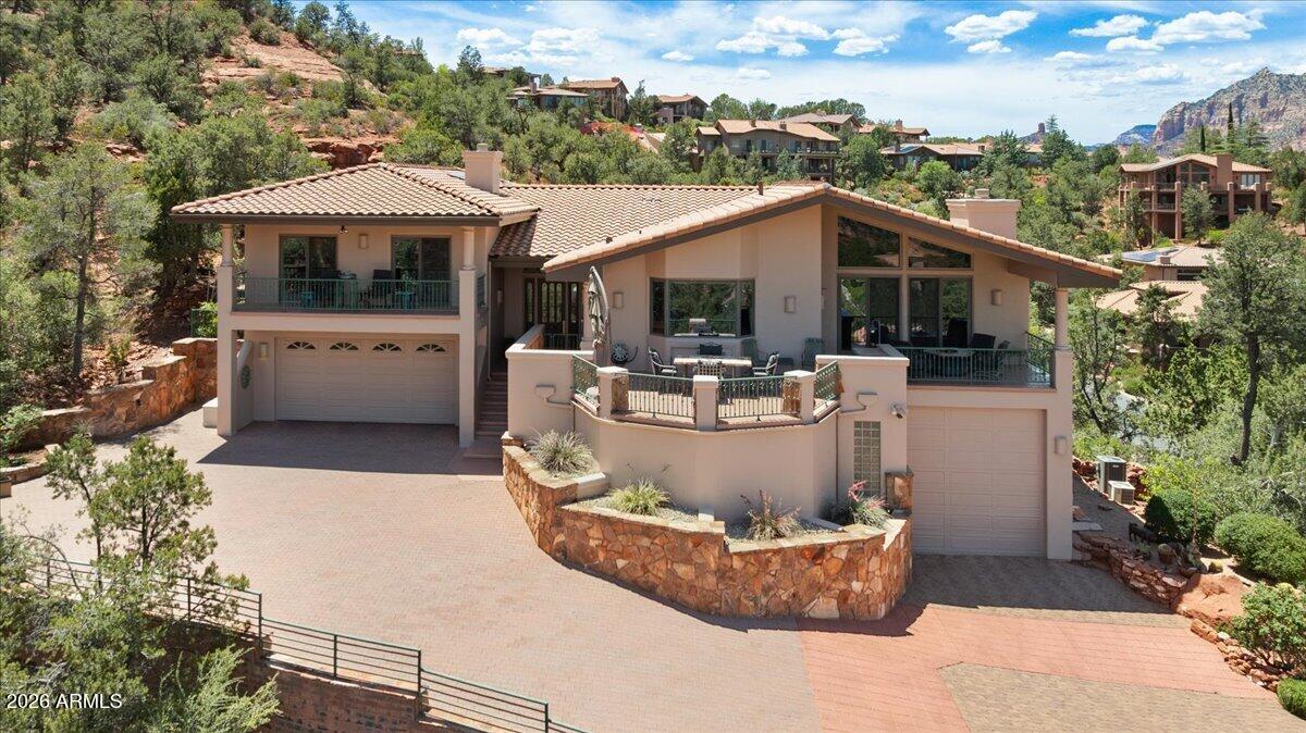 LES SPRINGS - Residential