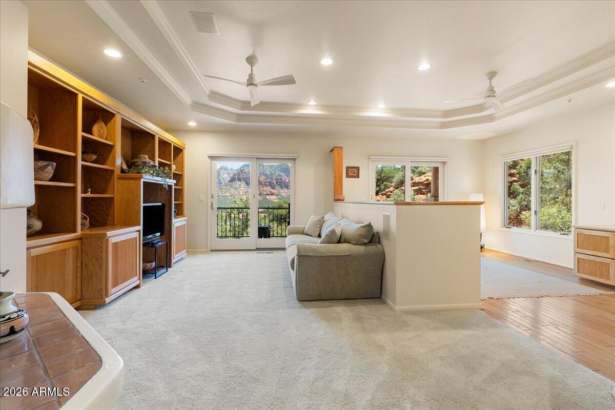 LES SPRINGS - Residential