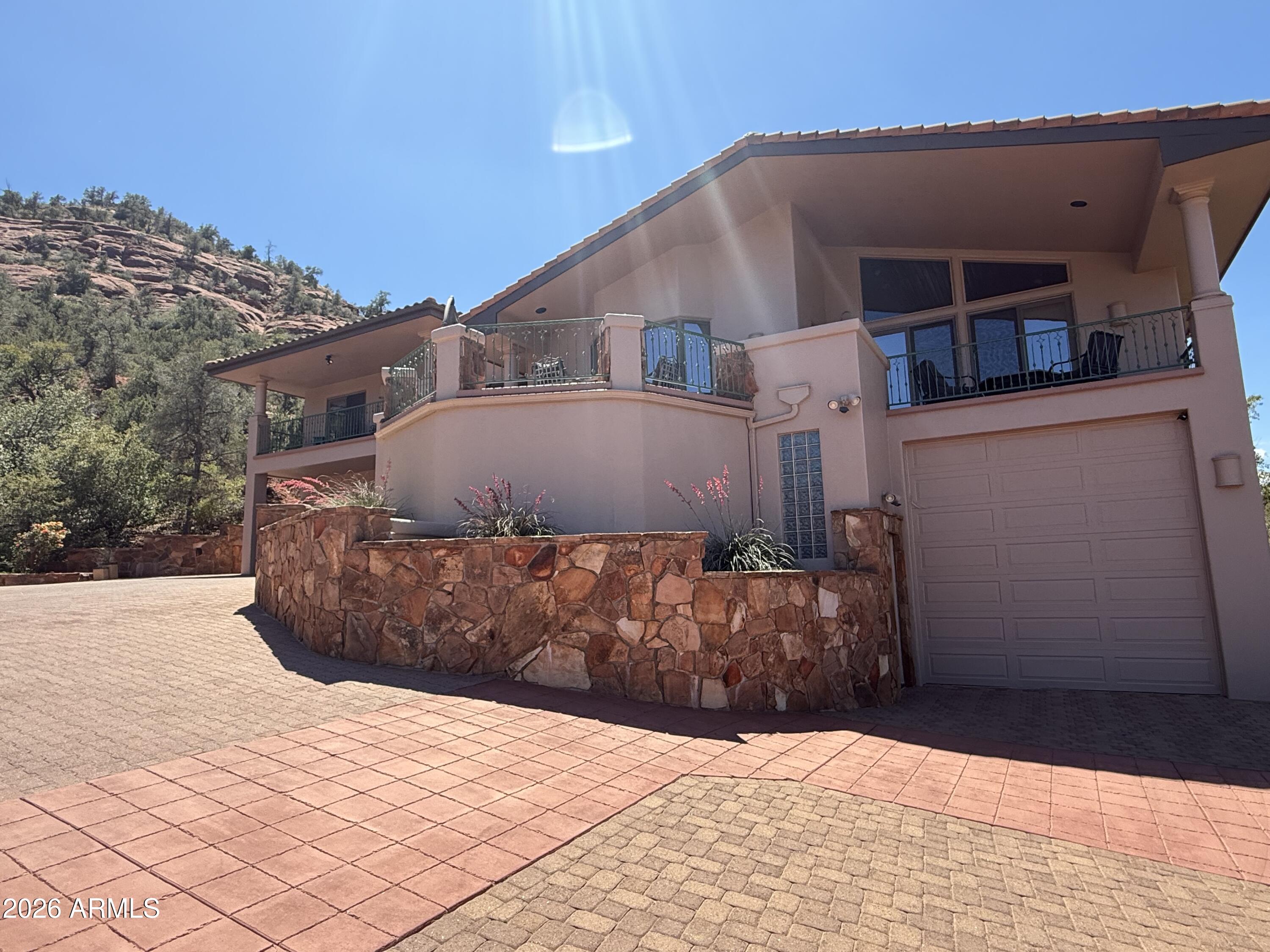LES SPRINGS - Residential