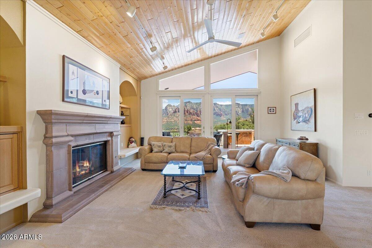 LES SPRINGS - Residential