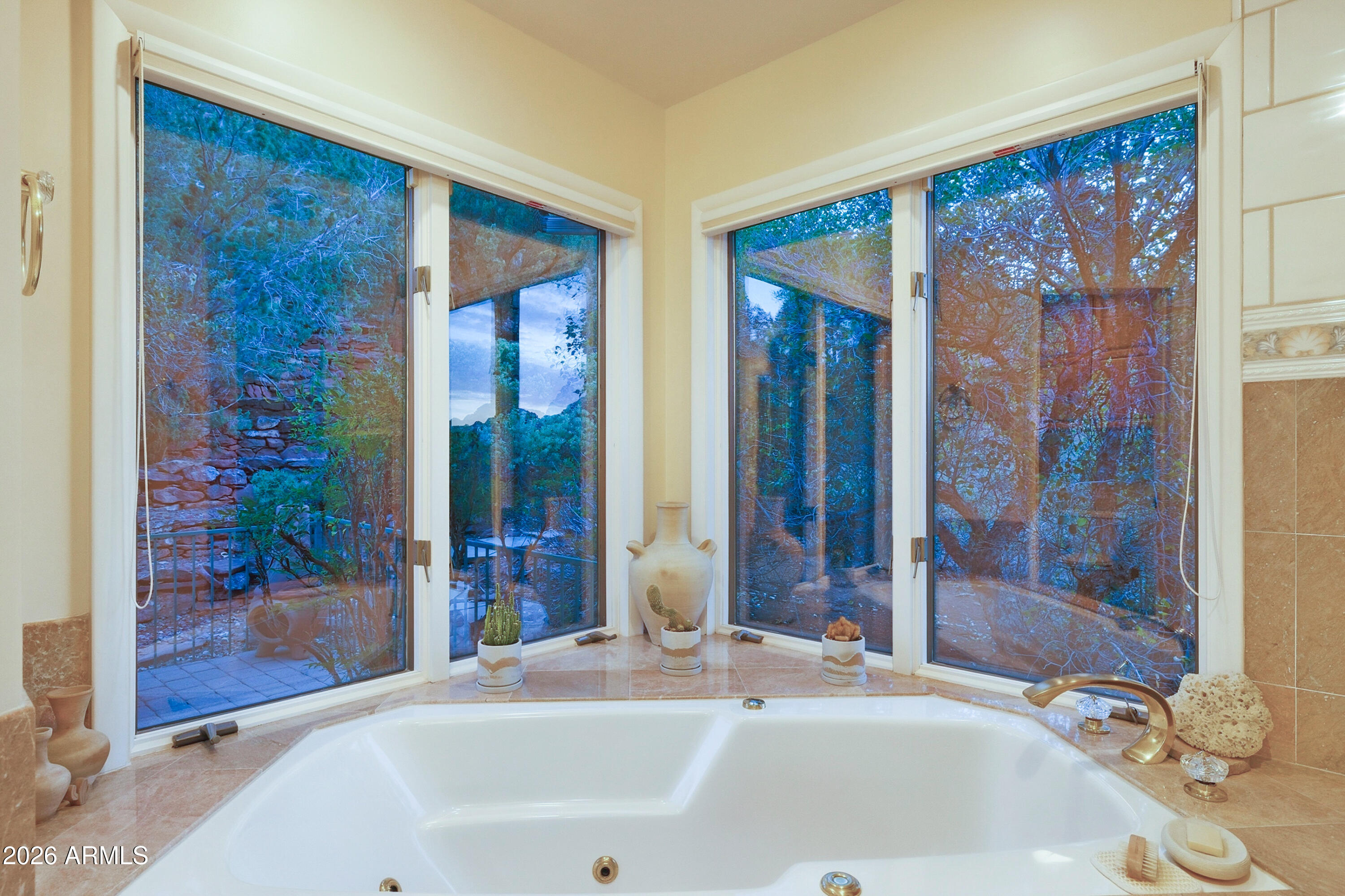 LES SPRINGS - Residential