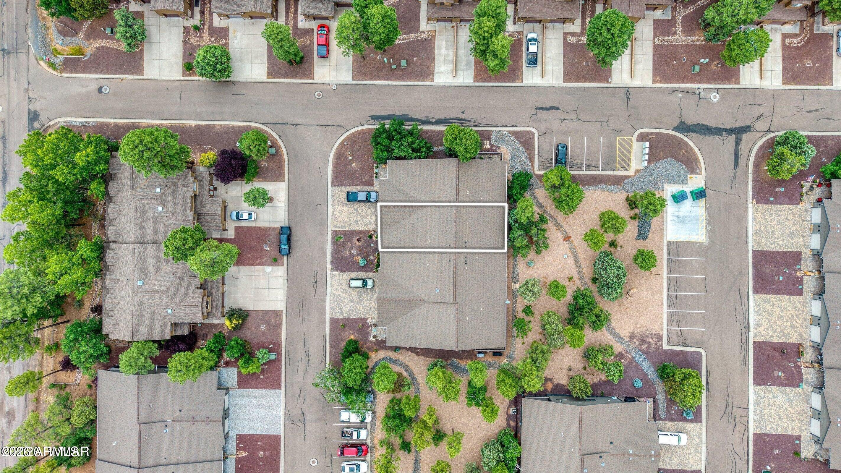 STARLIGHT RIDGE ESTATES TOWNHOUSES - Residential