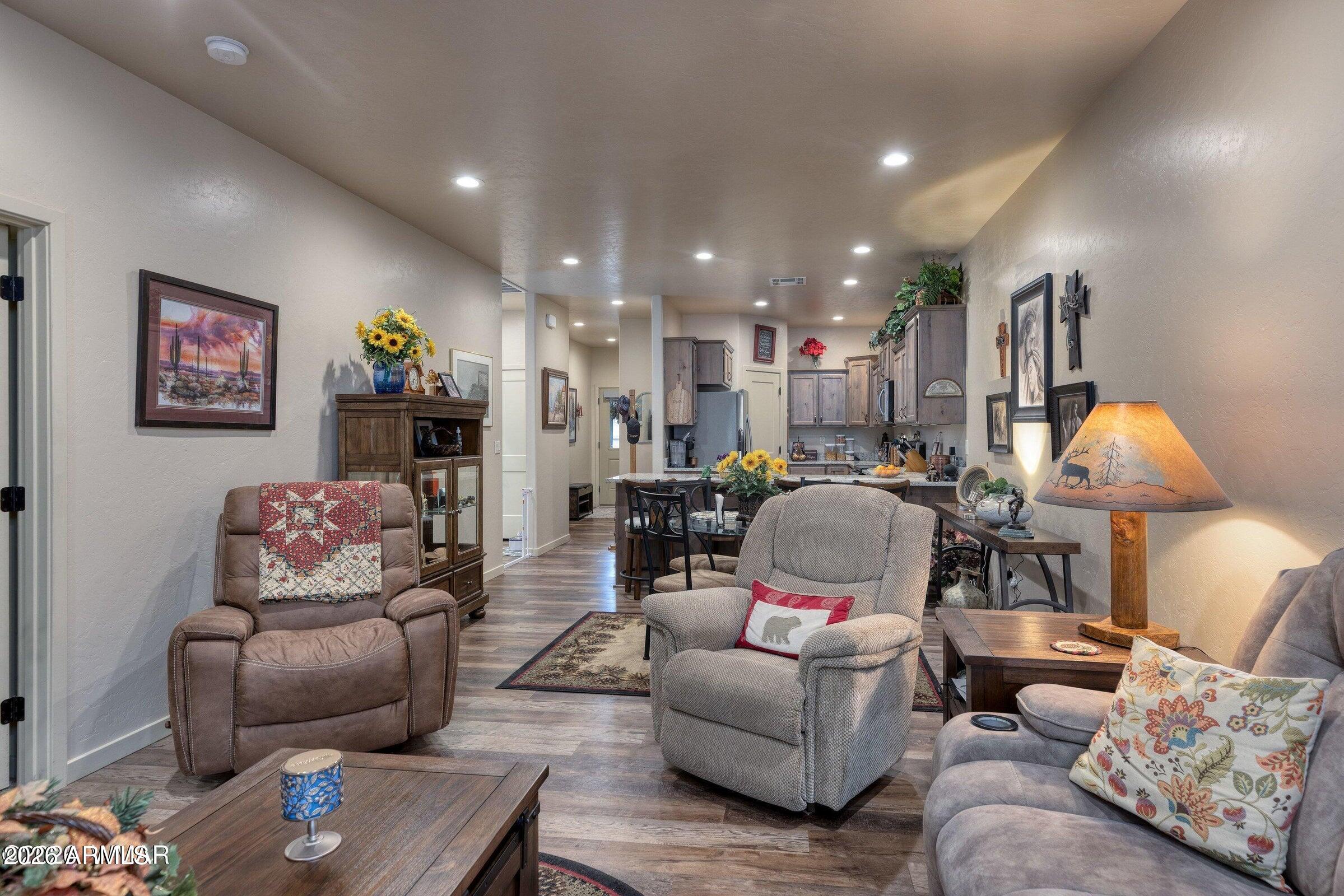 STARLIGHT RIDGE ESTATES TOWNHOUSES - Residential