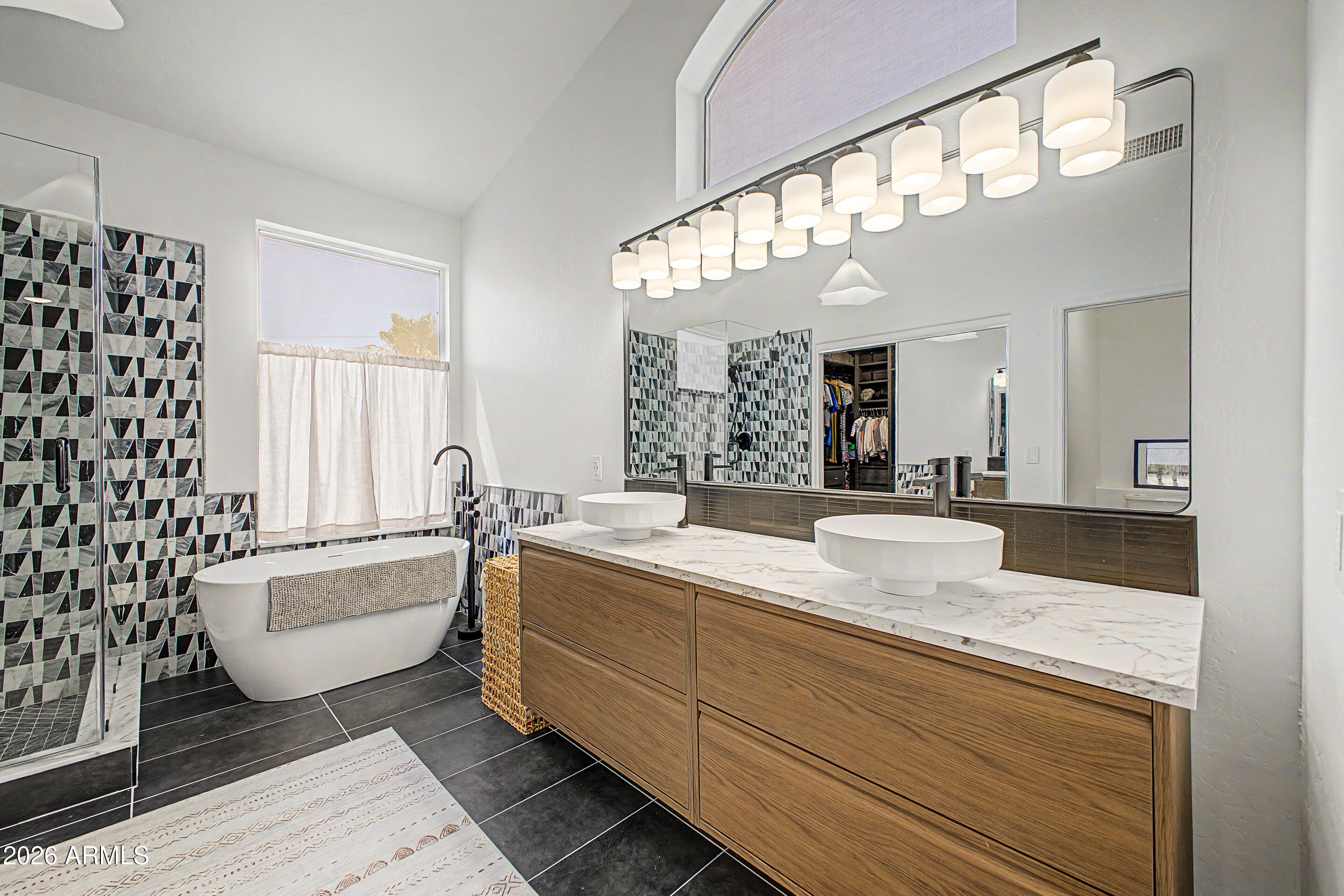 WARNER RANCH 4 UNIT ONE - Residential