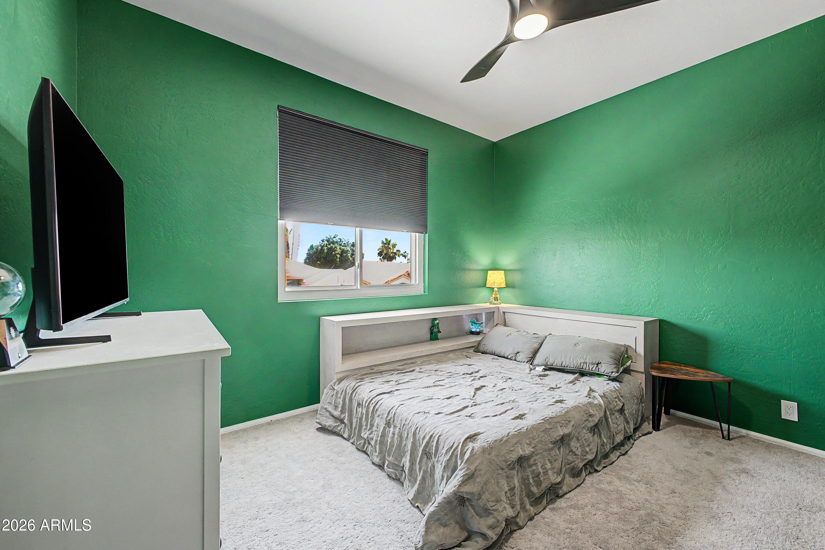 WARNER RANCH 4 UNIT ONE - Residential