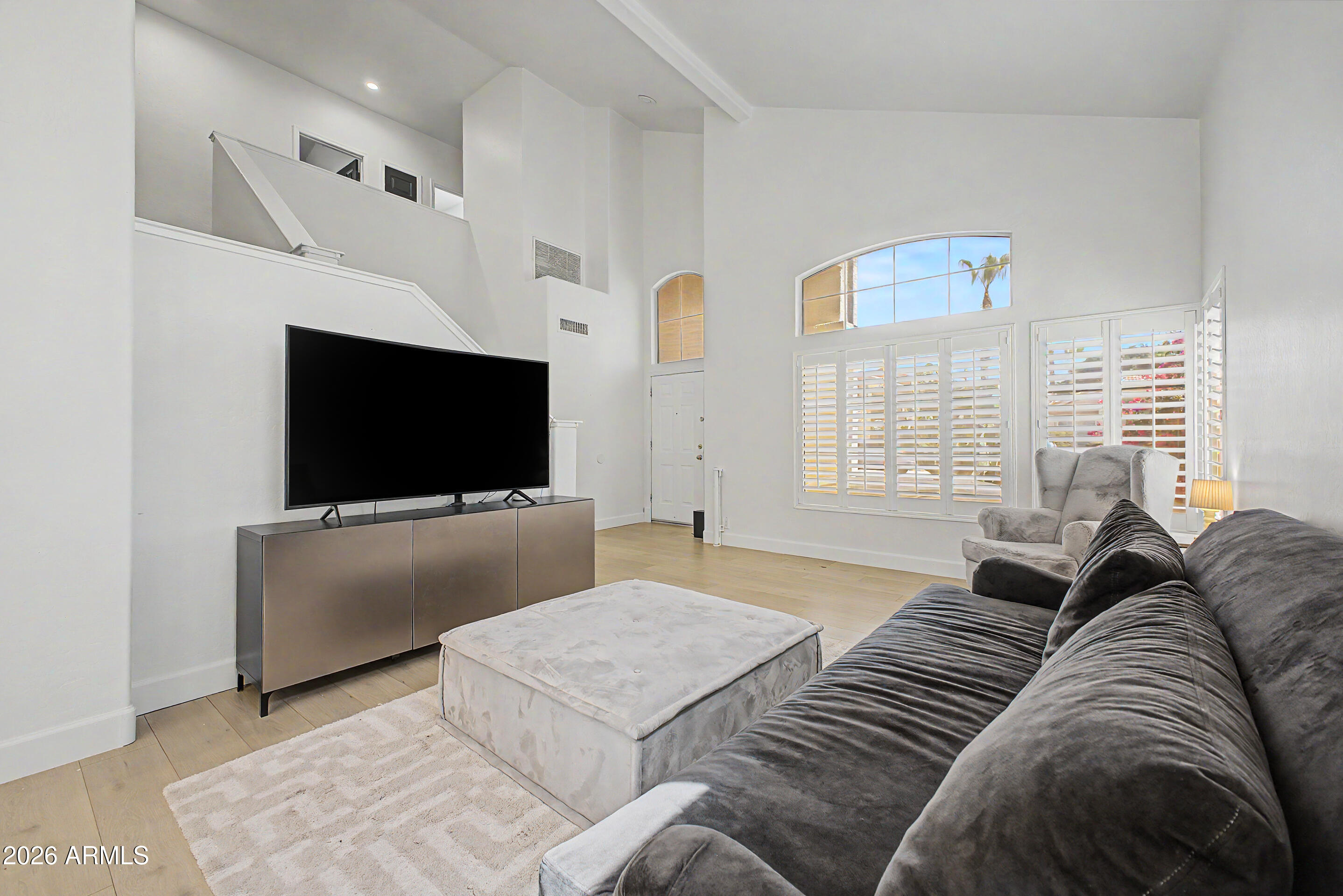 WARNER RANCH 4 UNIT ONE - Residential