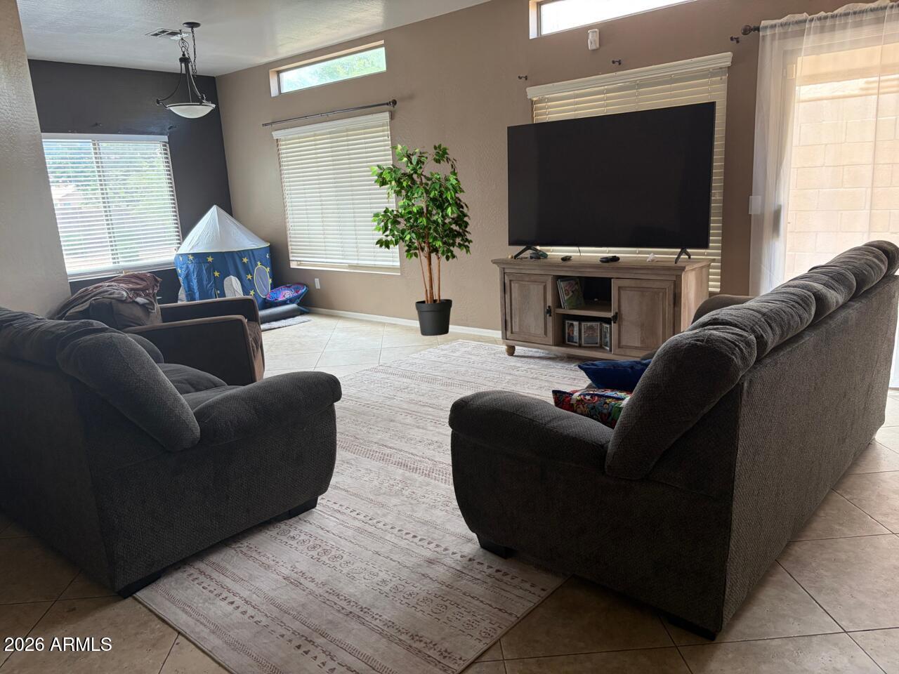 AUGUSTA CASITAS AMD - Residential Lease