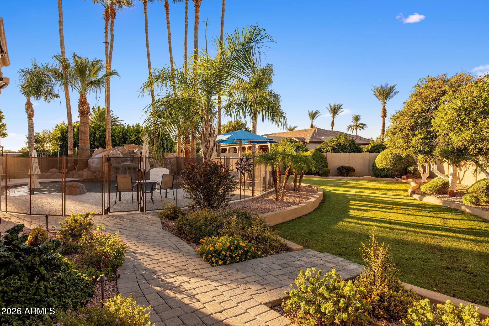 VISTA ESTANCIA - Residential