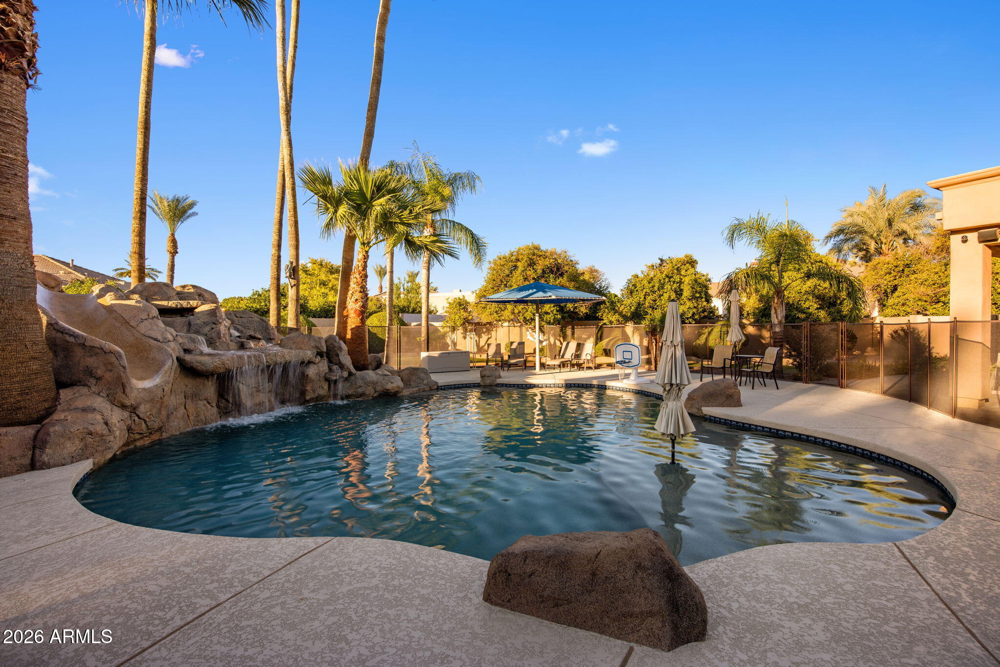 VISTA ESTANCIA - Residential