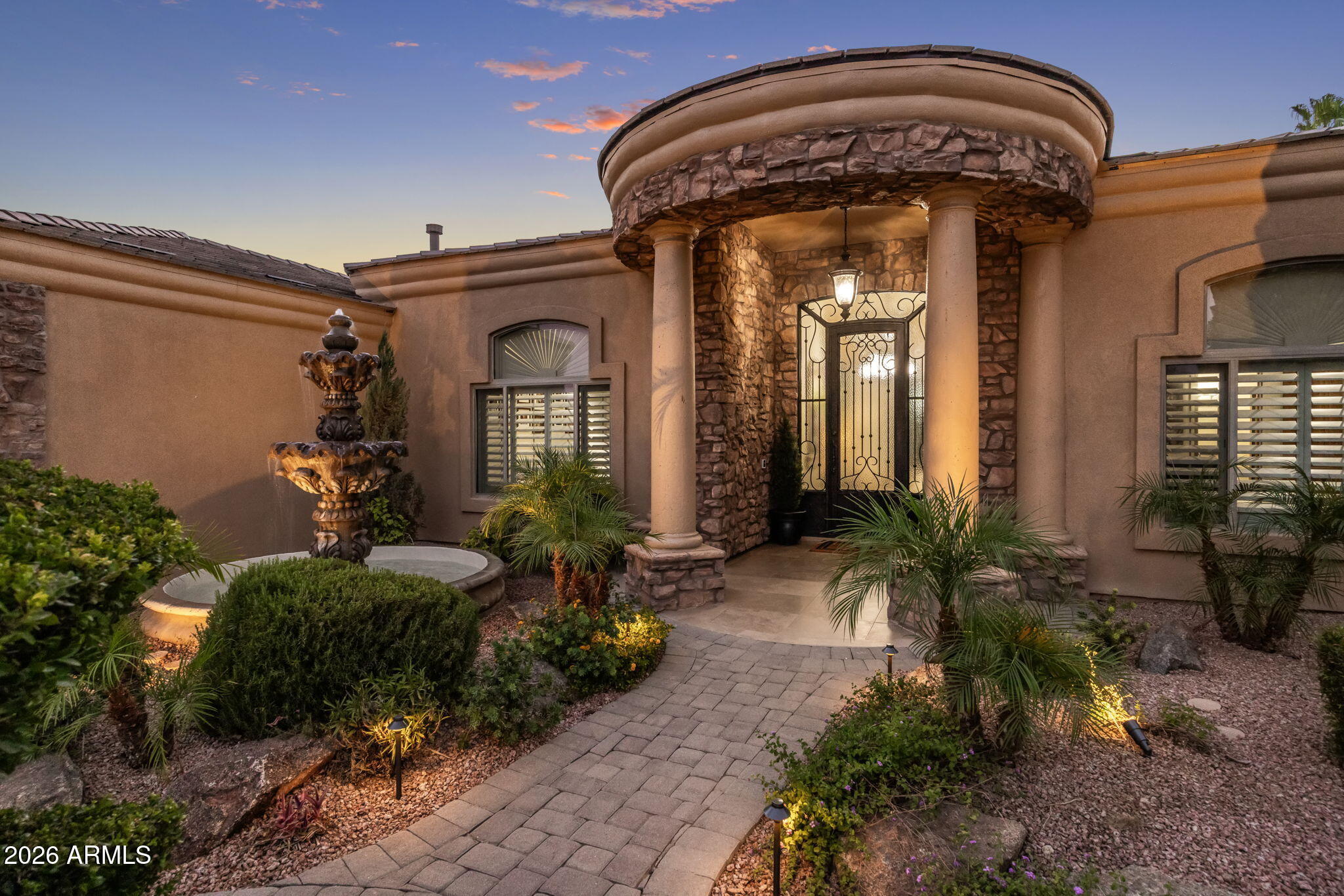 VISTA ESTANCIA - Residential