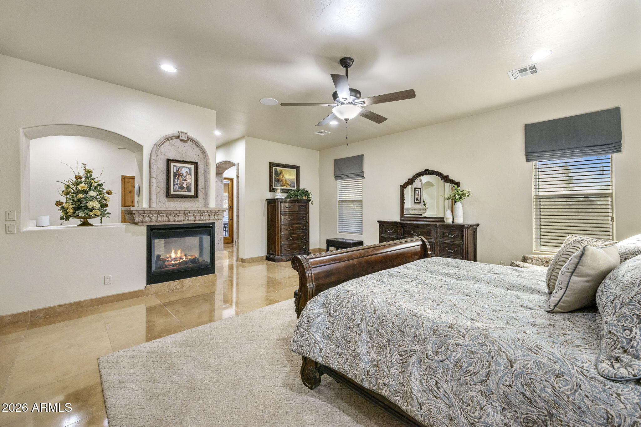 VISTA ESTANCIA - Residential