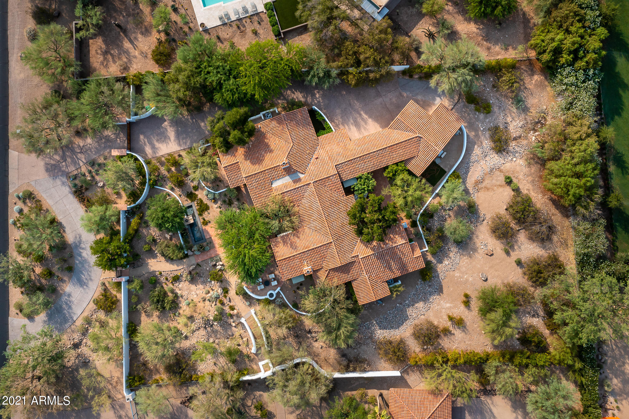PARADISVE VALLES ESTATES - Residential